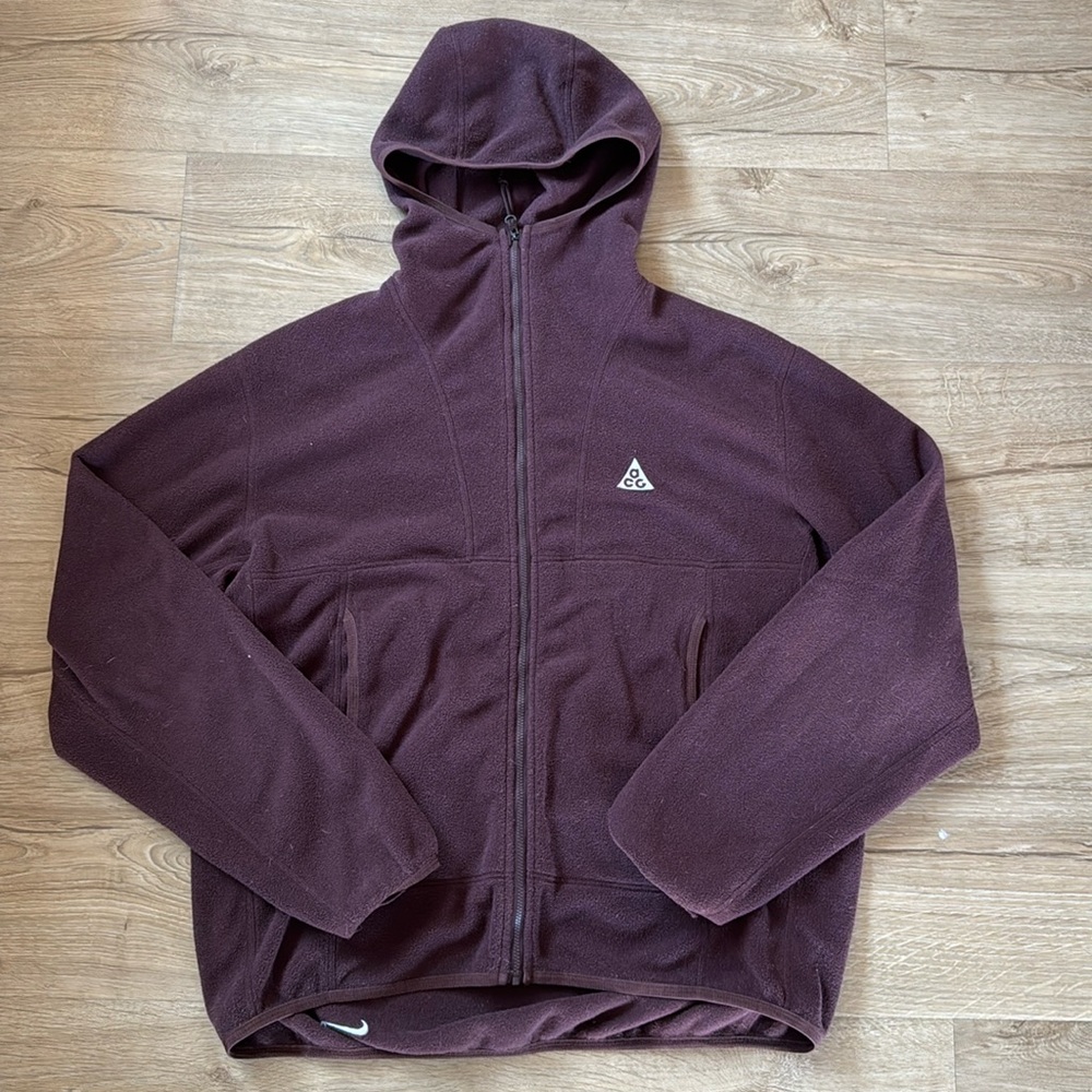 Men’s Nike ACG polar tech fleece, zip up brown size medium